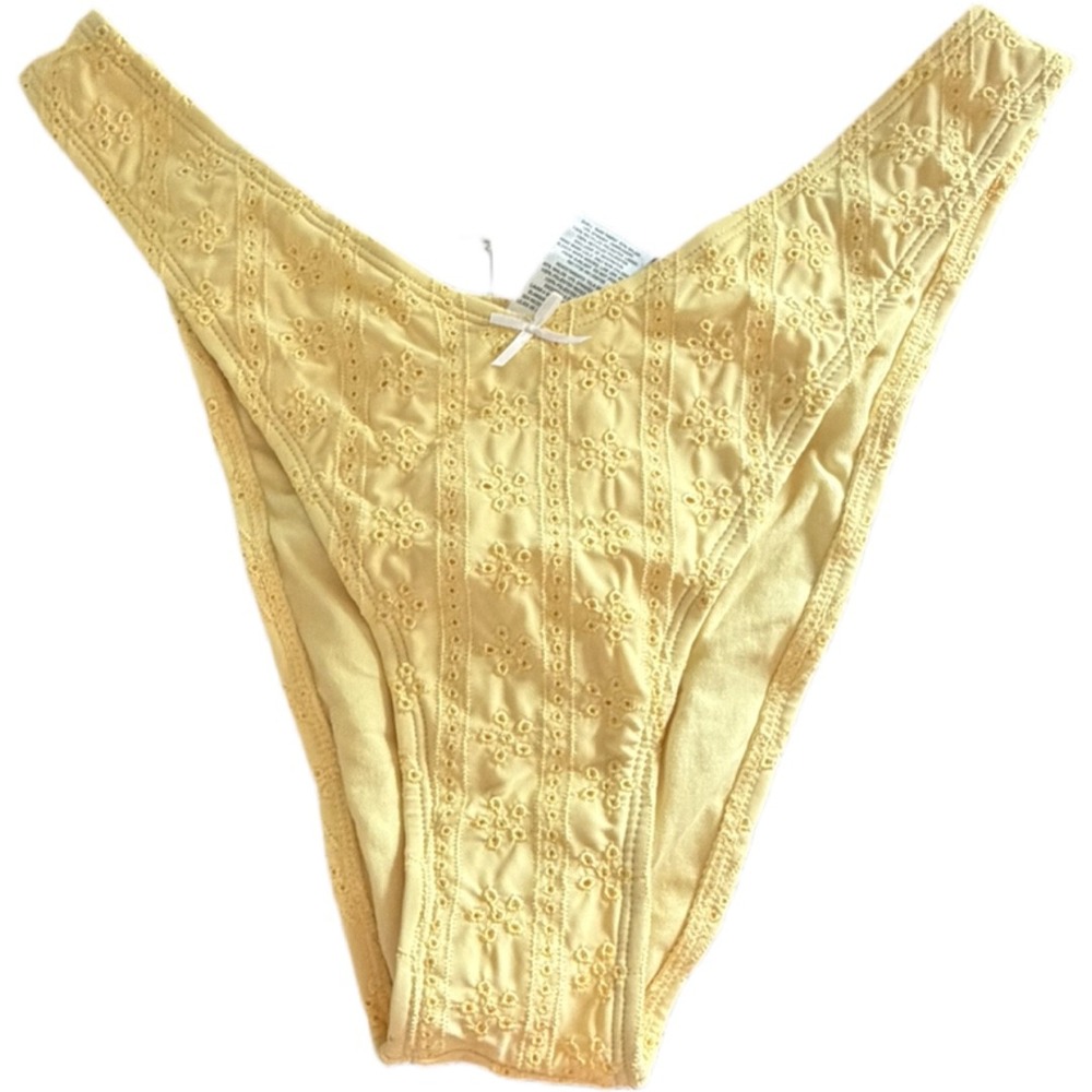 Wild Fable Yellow Eyelet Bikini Bottom M High VWaist Cheeky Swim NWT Cottagecore